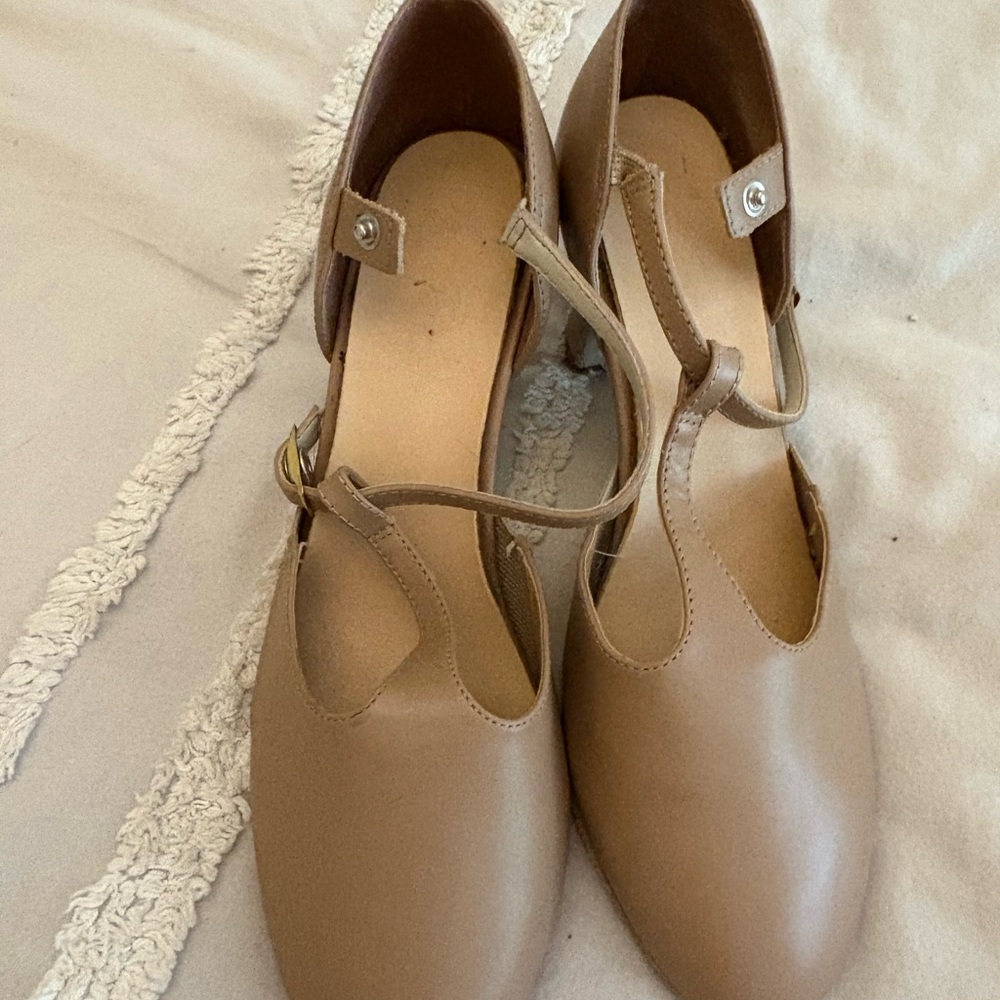 So Danca Tan T-Bar Strap 2.5 in Character shoes